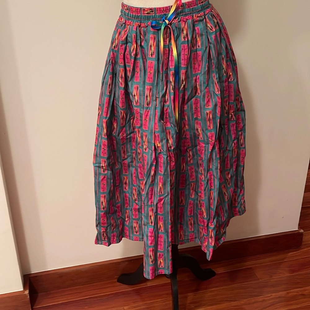 BACI skirt, size large
